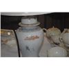 Image 5 : CHINESE POLYCHROME PORCELAIN GINGER JAR LAMP W/SHADE (27 1/2")