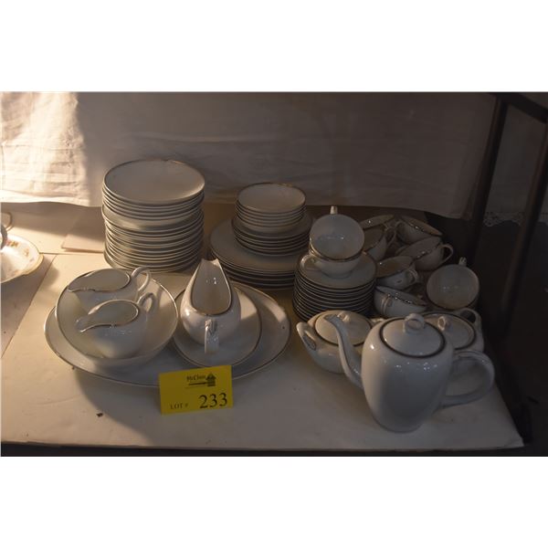 FUKAGAWA ARITA CHINA PLATES, BOWLS, TEA CUPS, SAUCERS, SERVING PIECES, GRAVY BOAT & TEA SET (77 PCS)