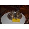 Image 1 : VINTAGE MID CENTURY MODERN ROCKS GLASSES, DESIGNED BY GEORGE BRIARD W/BUTTERFLIES & 22K GOLD SPECKLE