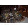 Image 2 : VINTAGE MID CENTURY MODERN ROCKS GLASSES, DESIGNED BY GEORGE BRIARD W/BUTTERFLIES & 22K GOLD SPECKLE