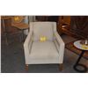 Image 1 : UPHOLSTERED ARM CHAIR (29" X 34" X 30 1/2")