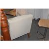 Image 3 : UPHOLSTERED ARM CHAIR (29" X 34" X 30 1/2")