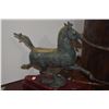 Image 3 : VINTAGE REPRODUCTION BRONZE STATUE, "FLYING HORSE OF GANSU" ON CARVED WOOD BASE (13" X 13")