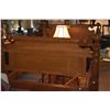 Image 3 : ANTIQUE 4 POST MAPLE WOOD BED FRAME, DOUBLE SIZE