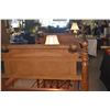 Image 5 : ANTIQUE 4 POST MAPLE WOOD BED FRAME, DOUBLE SIZE