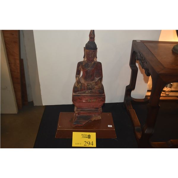 ANTIQUE HAND CARVED PAINTED & LACQUERED WOOD THAI BUDDHA (19 3/4")
