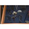 Image 5 : COLLECTION OF HAIR COMBS & ACCESSORIES (CELLULOID, STERLING SILVER & PLASTIC) (24 PCS) (DOES NOT INC