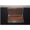 Image 4 : CHINESE EXPORT BOX INLAID W/ANTIQUE CHING DYNASTY JADE BUCKLE (6 7/8" X 3 7/8" X 1 1/2")