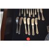 Image 1 : 8 STERLING CHEESE SPREADERS & 8 COCKTAIL FORKS (321.6 GTW) (16 PCS)