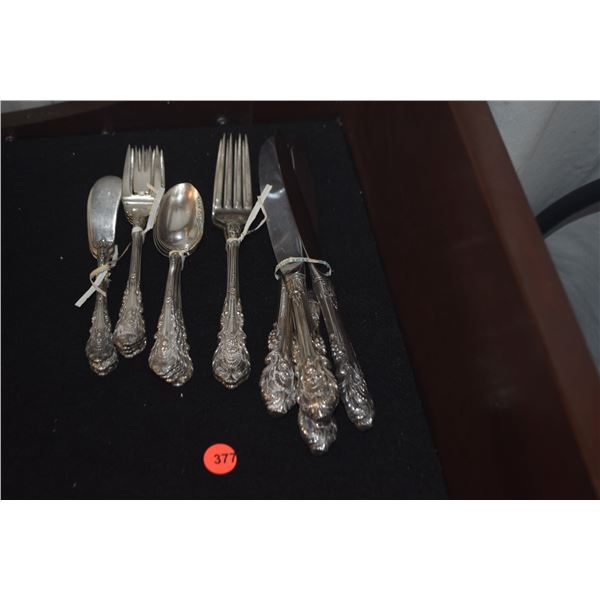 WALLACE STERLING FLATWARE SET (545 GTW W/O KNIVES) (17 PCS)