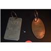 Image 2 : KEY PLATES: THE METROPOLITAN OPERA-OPENING BOX SEAT #29, ROW 1 & SAVOY GRILL LONDON (2 PCS)