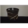 Image 7 : 10 1/4" HIGA CERAMIC PLATE (BLACK & WHITE GLAZE STROKES) & FLOWER POT W/BROWN & WHITE GLAZE (COMBINE