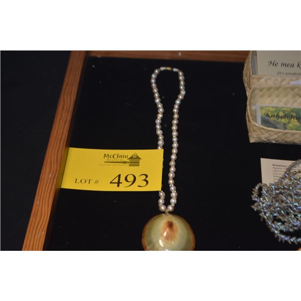 PEARL NECKLACE W/OPIHI SHELL PENDANT