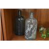 Image 3 : MEDICINE BOTTLES, CORNING MUGS & SHOT GLASSES (10 PCS)