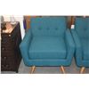 Image 2 : PAIR UPHOLSTERED TEAL ARM CHAIRS (PAIR)