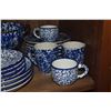 Image 5 : COLLECTION OF POTTERY BARN, CRATE & BARREL & GOLDEN RABBIT BLUE & WHITE SPLATTER/SWIRL PLATES, CUPS,