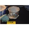 Image 2 : PLANTER, RABBIT FIGURINES & CHAMBER POT (4 PCS)