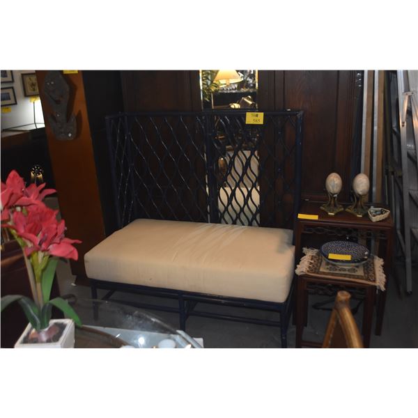 UPHOLSTERED BENCH
