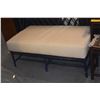 Image 3 : UPHOLSTERED BENCH