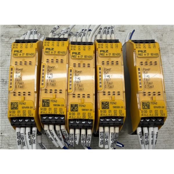 (5) Pilz #772142 / PNOZ m EF 801I4D0 Safety Relays