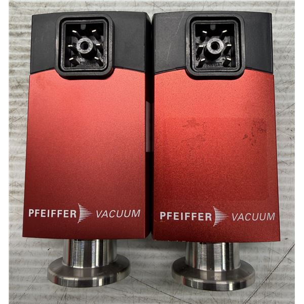 (2) Pfeiffer Vacuum #PT R26 855 Full Range Vacuum Gauges