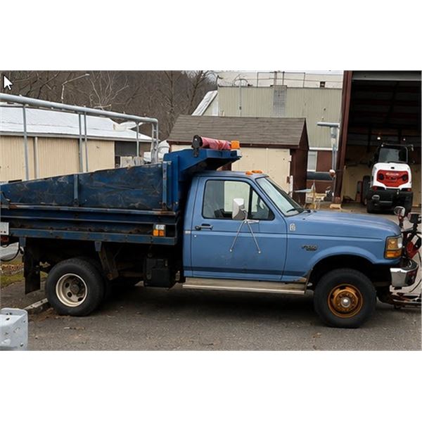 1991 Ford Dump Truck with Plow