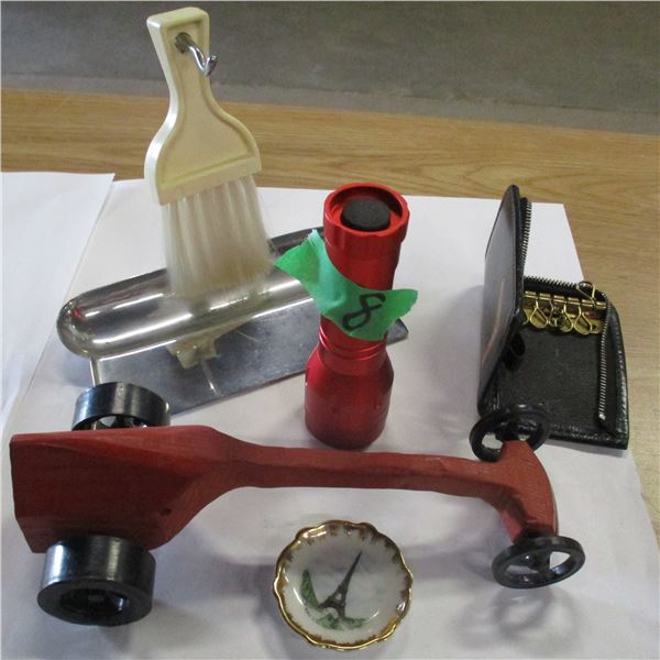 CRUMB BRUSH & TRAY, FLASHLIGHT, KEY CHAIN WALLET, CAR, ETC