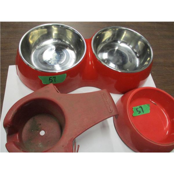 BOX C/W ASSORTED DOG DISHES