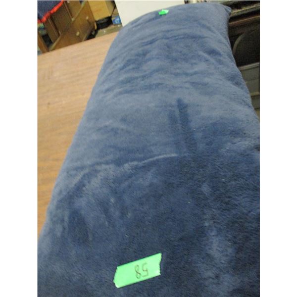 BODY PILLOW