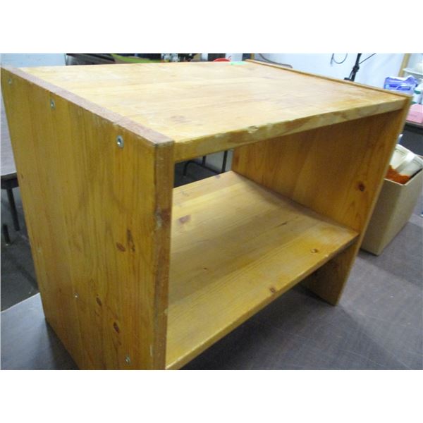 2 SHELF SHELVING UNIT