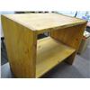 Image 1 : 2 SHELF SHELVING UNIT