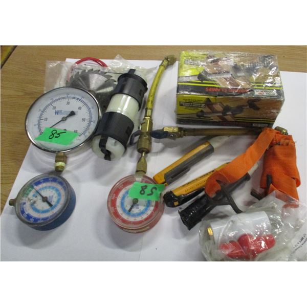 FLAT C/W ASSORTED TOOLS (GAUGES, STRAP, ETC)