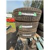 Image 1 : 3 Goodyear Ultra Grip Ice Tires