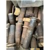 Image 5 : Heavy Duty Bolts and Fasteners