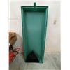 Image 1 : Large Plastic Spill Tray With Insert