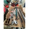 Image 1 : Hand Tools and Pry Bars
