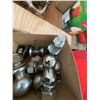 Image 7 : Trailer Hitch Balls, Saw Blades, and