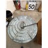Image 4 : Galvanized Steel Trash Can with Lid