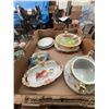 Image 1 : Decorative Porcelain and China Dishw