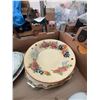 Image 7 : Decorative Porcelain and China Dishw