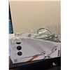Image 1 : Kohler Chrome Handheld Shower-head complete - Returns