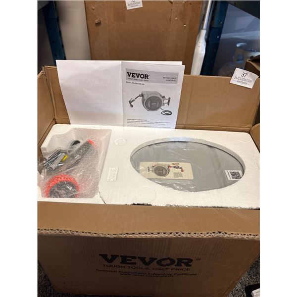 Brand new VEVOR Retractable Garden Hose Reel, 5/8 Inch x 100 ft Wall Mounted Hose Reel, Heavy Duty