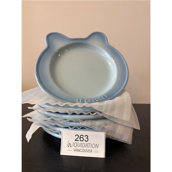 Le Creuset Light Blue Cat Shaped Plate Set