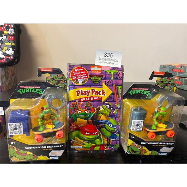 Nickelodeon Teenage Mutant Ninja Turtles Switch Kick Skaters Action Figures (2)