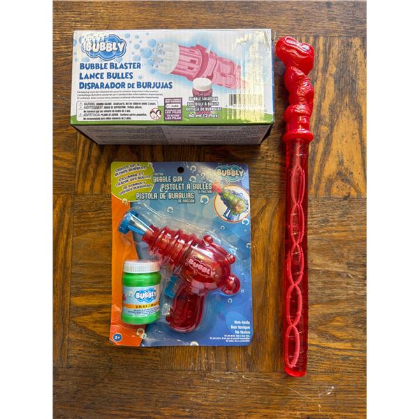 Bubble blaster & Bubble Gun & Wand Set - Lights Up & Blows Bubbles.