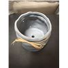 Image 2 : Gray Ceramic Planter Pot with Raffia Tie