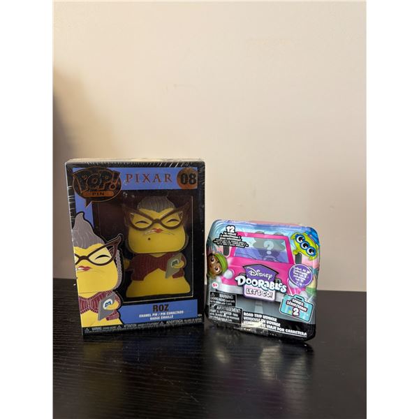 Funko Pop! Pixar Pin (Roz) & Disney Doorables Let's Go! Series 2 Blind Bag
