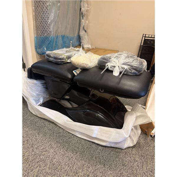 Brand New - Massage bed