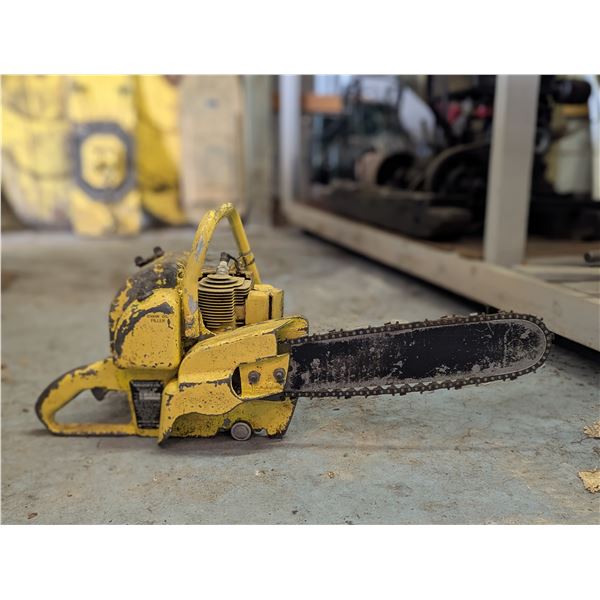Vintage Early Model Macleod's Ltd Farmcrest Zip Chain Saw FM-27-6739 Terry Machinery Co.