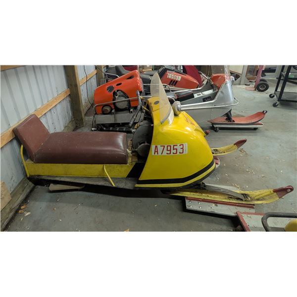 1963 Bombardier Ski-doo Chalet Model Serial #9091A5 Yellow